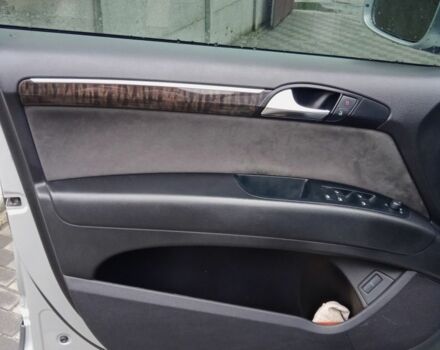 Серый Ауди Ку 7, объемом двигателя 3 л и пробегом 289 тыс. км за 400 $, фото 7 на Automoto.ua