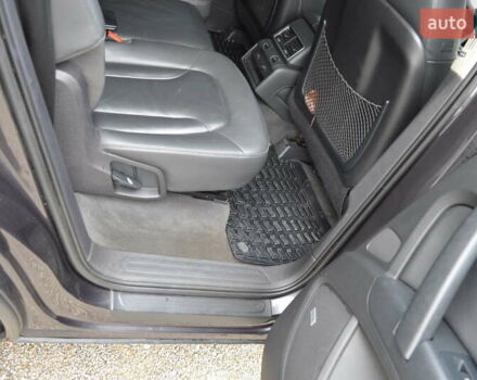 Серый Ауди Ку 7, объемом двигателя 2.97 л и пробегом 241 тыс. км за 16500 $, фото 29 на Automoto.ua