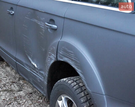 Серый Ауди Ку 7, объемом двигателя 4.13 л и пробегом 280 тыс. км за 14899 $, фото 6 на Automoto.ua