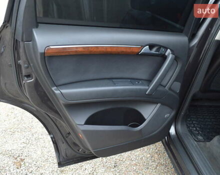 Серый Ауди Ку 7, объемом двигателя 2.97 л и пробегом 241 тыс. км за 16500 $, фото 21 на Automoto.ua