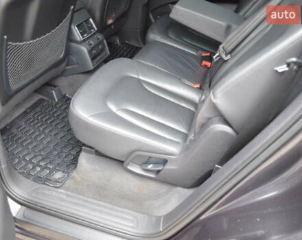 Серый Ауди Ку 7, объемом двигателя 2.97 л и пробегом 241 тыс. км за 16500 $, фото 23 на Automoto.ua