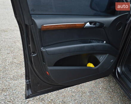 Серый Ауди Ку 7, объемом двигателя 2.97 л и пробегом 241 тыс. км за 16500 $, фото 17 на Automoto.ua