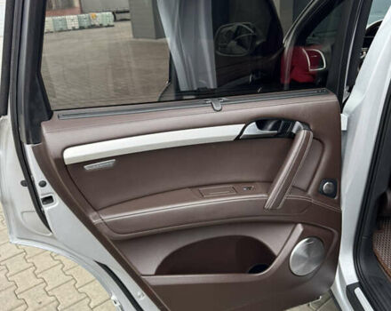 Сірий Ауді Ку 7, об'ємом двигуна 2.97 л та пробігом 256 тис. км за 18500 $, фото 29 на Automoto.ua