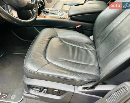 Сірий Ауді Ку 7, об'ємом двигуна 3 л та пробігом 210 тис. км за 14600 $, фото 34 на Automoto.ua