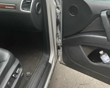 Сірий Ауді Ку 7, об'ємом двигуна 3 л та пробігом 277 тис. км за 13500 $, фото 14 на Automoto.ua