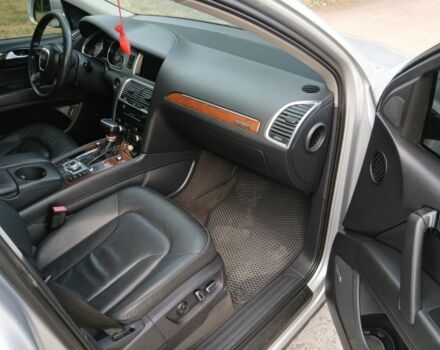 Серый Ауди Ку 7, объемом двигателя 3 л и пробегом 235 тыс. км за 16500 $, фото 13 на Automoto.ua