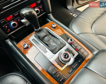 Сірий Ауді Ку 7, об'ємом двигуна 3 л та пробігом 210 тис. км за 14600 $, фото 36 на Automoto.ua