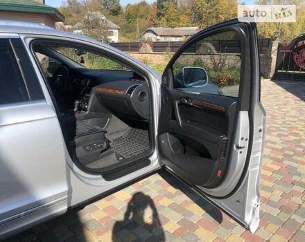 Ауди Ку 7 2010 в Ивано-Франковске на Automoto.ua Серый Ауди Ку 7, объемом двигателя 2.97 л и пробегом 343 тыс. км за 16200 $, фото 12 на Automoto.ua