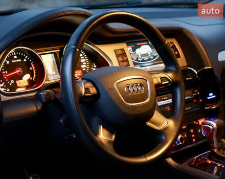 Серый Ауди Ку 7, объемом двигателя 4.13 л и пробегом 280 тыс. км за 14899 $, фото 14 на Automoto.ua