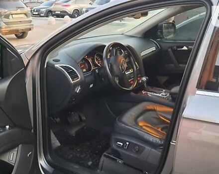 Серый Ауди Ку 7, объемом двигателя 3 л и пробегом 260 тыс. км за 18500 $, фото 5 на Automoto.ua