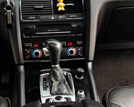 Серый Ауди Ку 7, объемом двигателя 2.97 л и пробегом 285 тыс. км за 17599 $, фото 14 на Automoto.ua