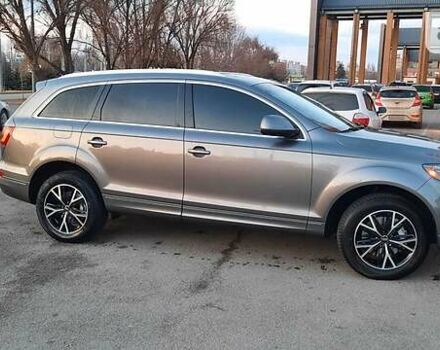 Серый Ауди Ку 7, объемом двигателя 3 л и пробегом 260 тыс. км за 18500 $, фото 3 на Automoto.ua