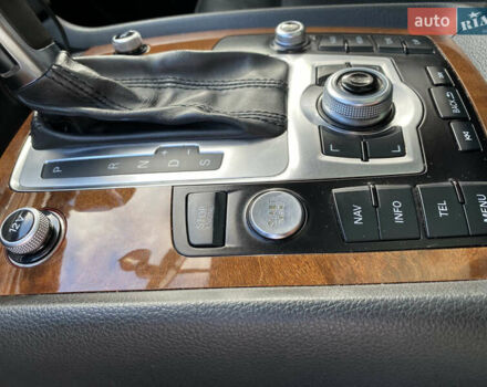 Серый Ауди Ку 7, объемом двигателя 2.97 л и пробегом 233 тыс. км за 16200 $, фото 64 на Automoto.ua