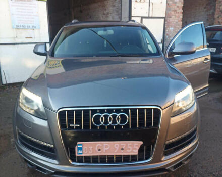 Серый Ауди Ку 7, объемом двигателя 3 л и пробегом 242 тыс. км за 15800 $, фото 1 на Automoto.ua