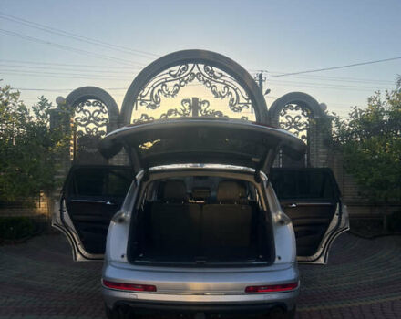 Ауди Ку 7 2011 в Черновцах на Automoto.ua Серый Ауди Ку 7, объемом двигателя 2.97 л и пробегом 257 тыс. км за 19000 $, фото 49 на Automoto.ua