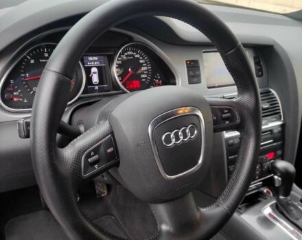 Серый Ауди Ку 7, объемом двигателя 3 л и пробегом 211 тыс. км за 21633 $, фото 3 на Automoto.ua
