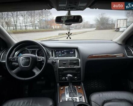 Серый Ауди Ку 7, объемом двигателя 3 л и пробегом 280 тыс. км за 13500 $, фото 4 на Automoto.ua