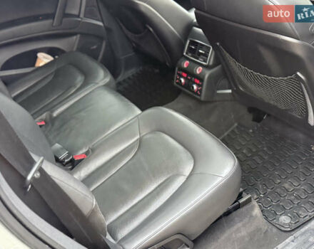 Ауді Ку 7 2011 у Києві на Automoto.ua Сірий Ауді Ку 7, об'ємом двигуна 2.97 л та пробігом 197 тис. км за 16500 $, фото 10 на Automoto.ua