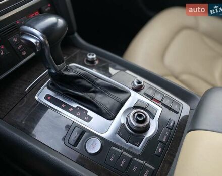 Серый Ауди Ку 7, объемом двигателя 3 л и пробегом 254 тыс. км за 12950 $, фото 17 на Automoto.ua