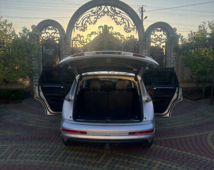 Ауди Ку 7 2011 в Черновцах на Automoto.ua Серый Ауди Ку 7, объемом двигателя 2.97 л и пробегом 257 тыс. км за 19000 $, фото 46 на Automoto.ua