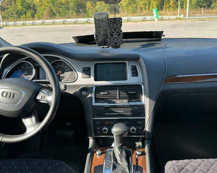 Сірий Ауді Ку 7, об'ємом двигуна 3 л та пробігом 187 тис. км за 15500 $, фото 15 на Automoto.ua