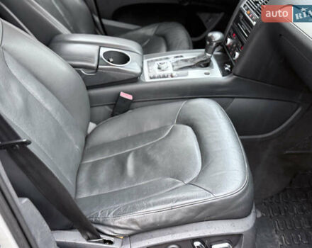 Ауді Ку 7 2011 у Києві на Automoto.ua Сірий Ауді Ку 7, об'ємом двигуна 2.97 л та пробігом 197 тис. км за 16500 $, фото 5 на Automoto.ua