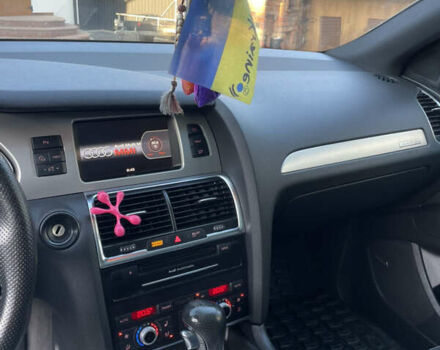 Сірий Ауді Ку 7, об'ємом двигуна 3 л та пробігом 235 тис. км за 15500 $, фото 10 на Automoto.ua