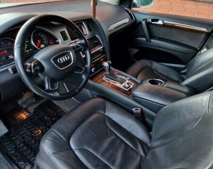 Серый Ауди Ку 7, объемом двигателя 2.97 л и пробегом 245 тыс. км за 18000 $, фото 2 на Automoto.ua