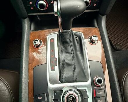 Серый Ауди Ку 7, объемом двигателя 2.97 л и пробегом 275 тыс. км за 19990 $, фото 42 на Automoto.ua