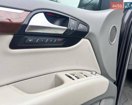 Серый Ауди Ку 7, объемом двигателя 3 л и пробегом 250 тыс. км за 9999 $, фото 17 на Automoto.ua