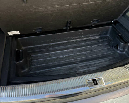 Серый Ауди Ку 7, объемом двигателя 3 л и пробегом 171 тыс. км за 16800 $, фото 33 на Automoto.ua