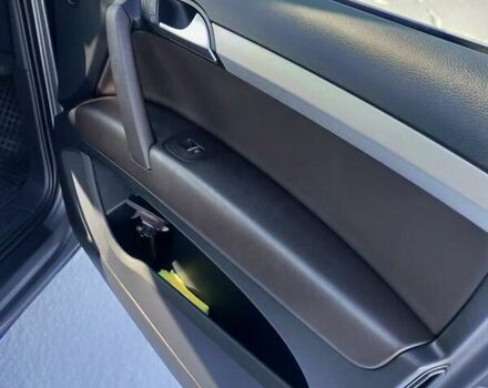 Серый Ауди Ку 7, объемом двигателя 3 л и пробегом 116 тыс. км за 24000 $, фото 16 на Automoto.ua