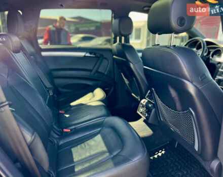 Серый Ауди Ку 7, объемом двигателя 2.97 л и пробегом 322 тыс. км за 19900 $, фото 6 на Automoto.ua