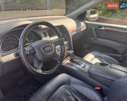 Сірий Ауді Ку 7, об'ємом двигуна 3 л та пробігом 159 тис. км за 19999 $, фото 11 на Automoto.ua