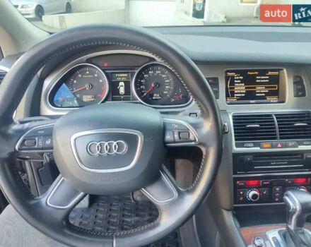 Серый Ауди Ку 7, объемом двигателя 3 л и пробегом 304 тыс. км за 12500 $, фото 10 на Automoto.ua