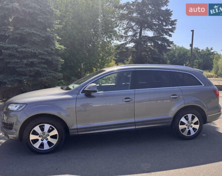 Сірий Ауді Ку 7, об'ємом двигуна 3 л та пробігом 159 тис. км за 19999 $, фото 2 на Automoto.ua