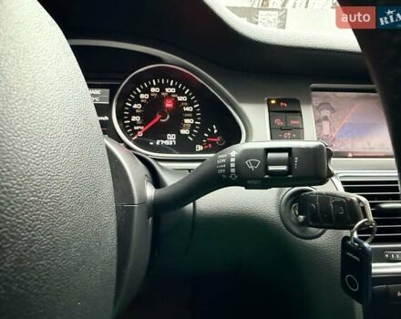 Серый Ауди Ку 7, объемом двигателя 2.97 л и пробегом 275 тыс. км за 19990 $, фото 40 на Automoto.ua