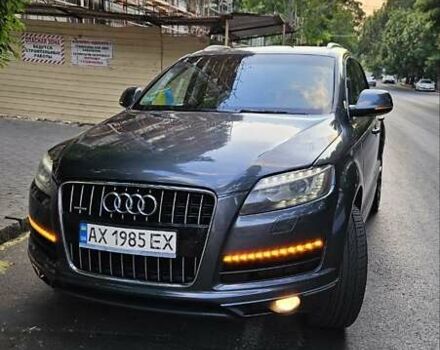 Серый Ауди Ку 7, объемом двигателя 3 л и пробегом 304 тыс. км за 12500 $, фото 1 на Automoto.ua