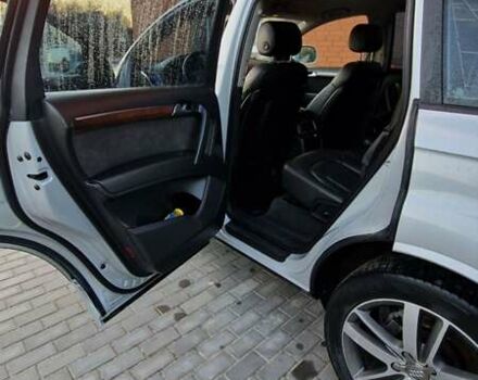 Серый Ауди Ку 7, объемом двигателя 2.97 л и пробегом 245 тыс. км за 18000 $, фото 13 на Automoto.ua