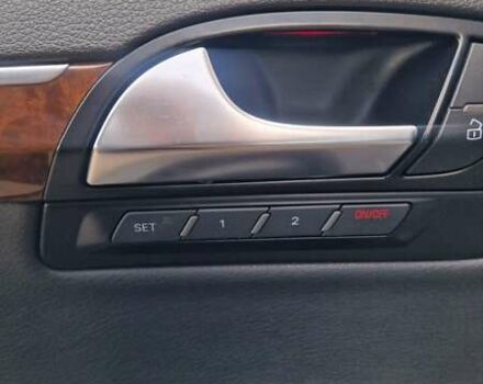 Серый Ауди Ку 7, объемом двигателя 3 л и пробегом 327 тыс. км за 17000 $, фото 21 на Automoto.ua