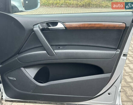 Серый Ауди Ку 7, объемом двигателя 3 л и пробегом 274 тыс. км за 14999 $, фото 28 на Automoto.ua