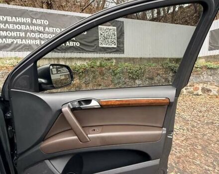 Серый Ауди Ку 7, объемом двигателя 2.97 л и пробегом 275 тыс. км за 19990 $, фото 80 на Automoto.ua