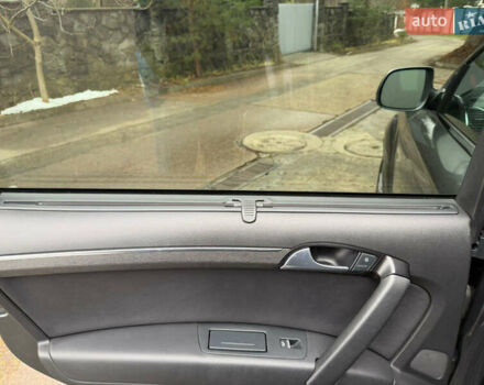 Серый Ауди Ку 7, объемом двигателя 2.97 л и пробегом 175 тыс. км за 18300 $, фото 37 на Automoto.ua