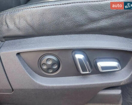 Серый Ауди Ку 7, объемом двигателя 3 л и пробегом 304 тыс. км за 12500 $, фото 17 на Automoto.ua