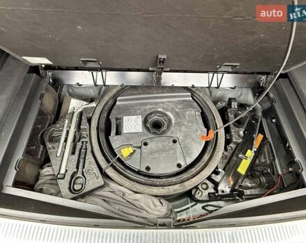 Серый Ауди Ку 7, объемом двигателя 2.97 л и пробегом 275 тыс. км за 19990 $, фото 34 на Automoto.ua