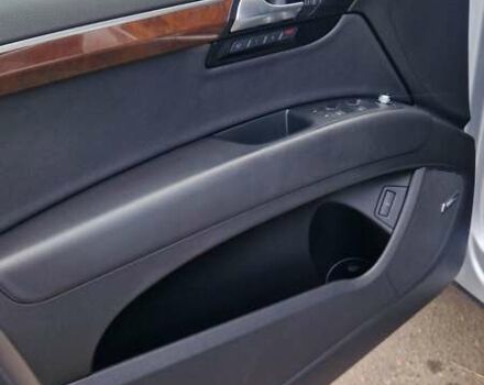 Серый Ауди Ку 7, объемом двигателя 3 л и пробегом 327 тыс. км за 17000 $, фото 20 на Automoto.ua