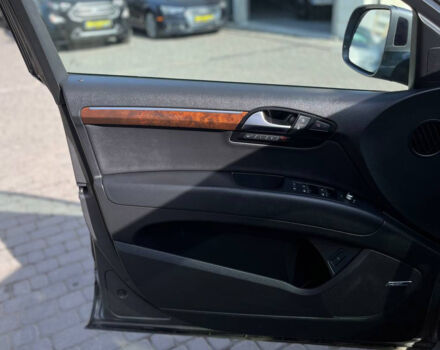 Серый Ауди Ку 7, объемом двигателя 3 л и пробегом 242 тыс. км за 14600 $, фото 6 на Automoto.ua