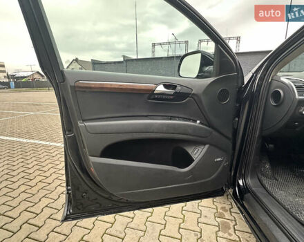 Серый Ауди Ку 7, объемом двигателя 3 л и пробегом 212 тыс. км за 14200 $, фото 29 на Automoto.ua