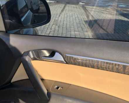 Серый Ауди Ку 7, объемом двигателя 2.97 л и пробегом 340 тыс. км за 20500 $, фото 10 на Automoto.ua