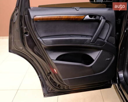 Серый Ауди Ку 7, объемом двигателя 3 л и пробегом 126 тыс. км за 12900 $, фото 37 на Automoto.ua